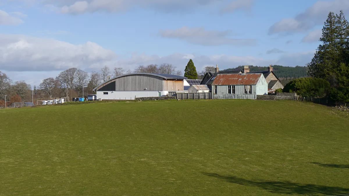 Tomnacross Primary School, Highland