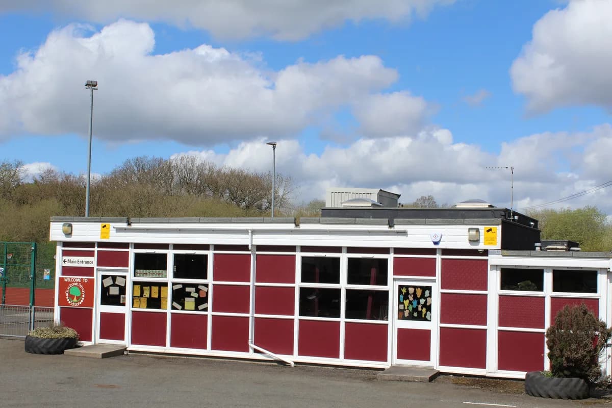 Drumbowie Primary School, FALKIRK