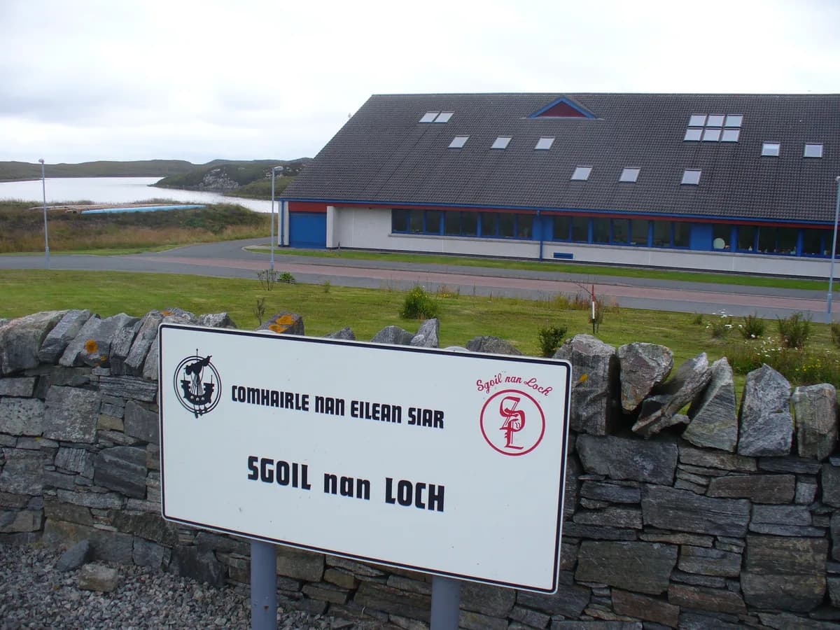 Sgoil-nan-Loch, Na h-Eileanan Siar