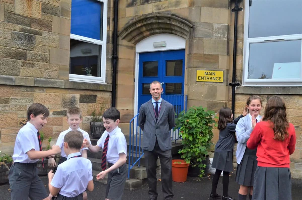 Giffnock Primary School, GLASGOW