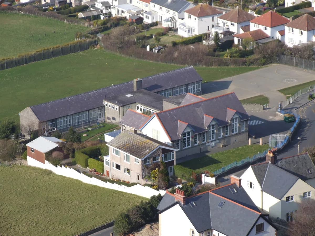 Ysgol Capelulo, Conwy