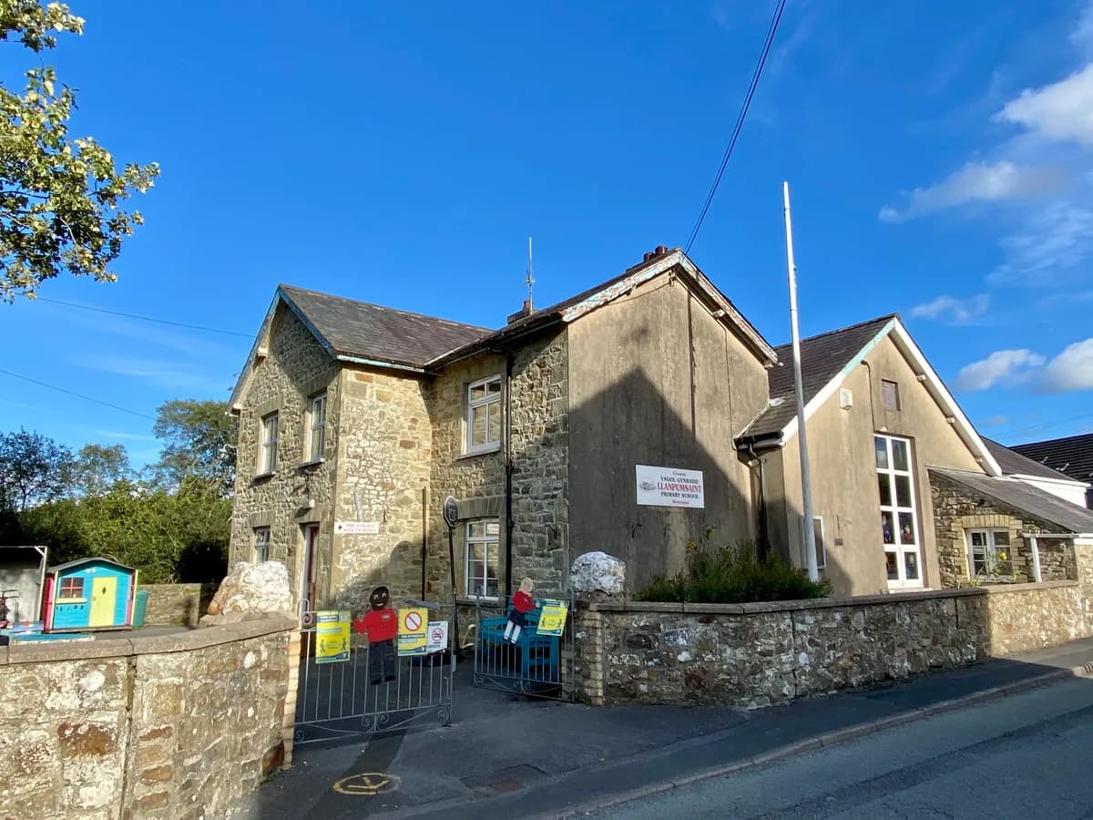 LLANPUMSAINT, Carmarthenshire