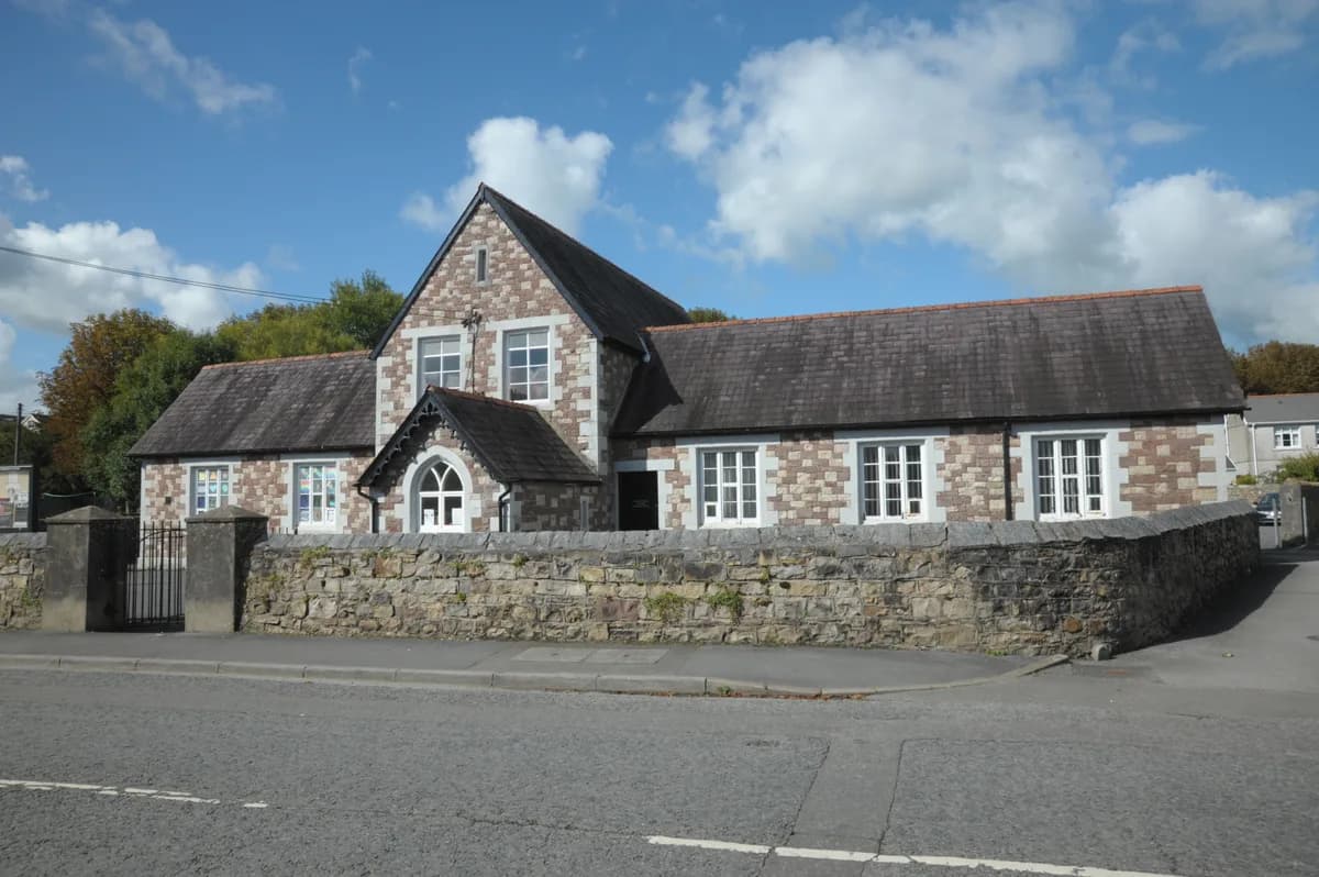 LLANDYBIE, Carmarthenshire