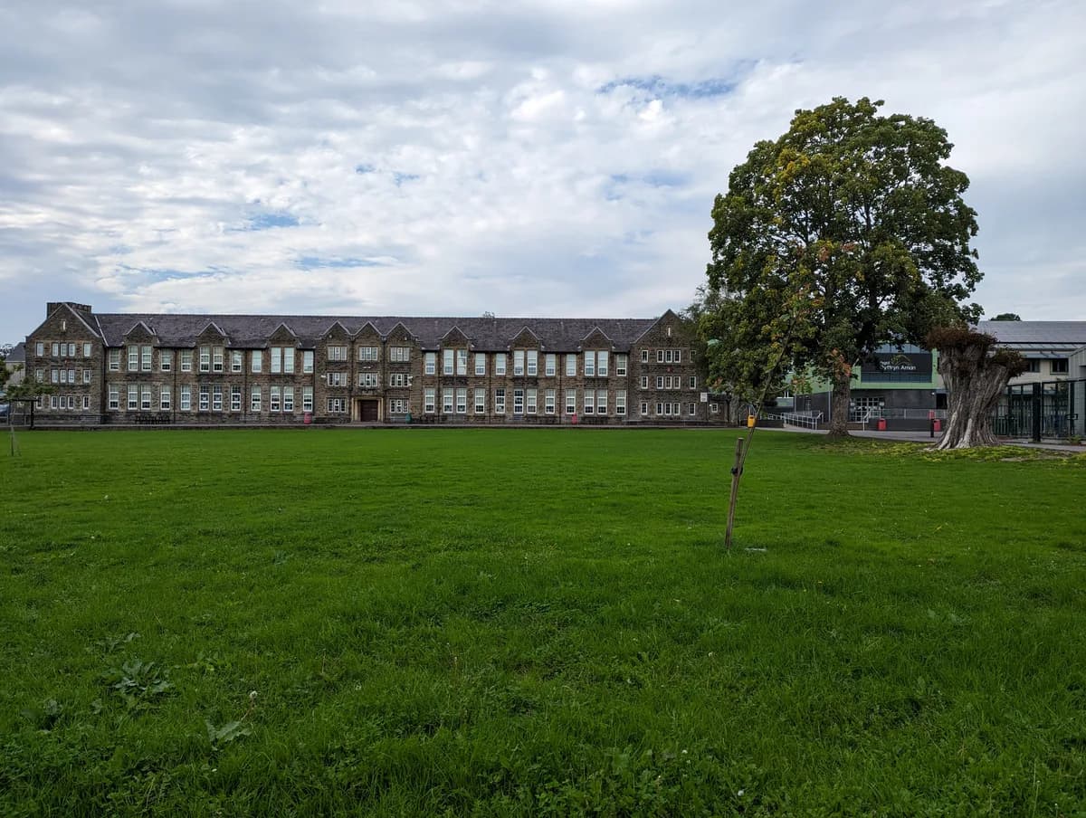 Ysgol Dyffryn Aman, Carmarthenshire