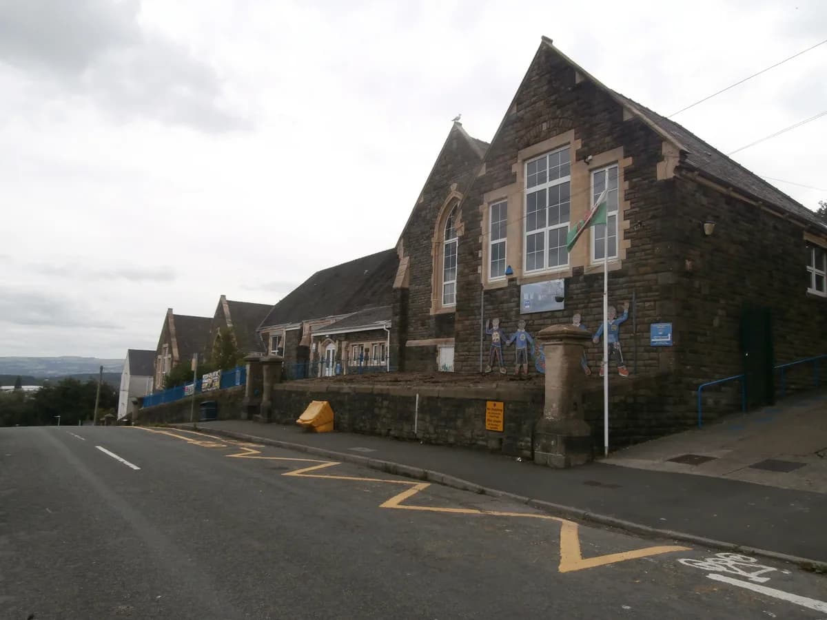 WAUN WEN SCHOOL, Swansea