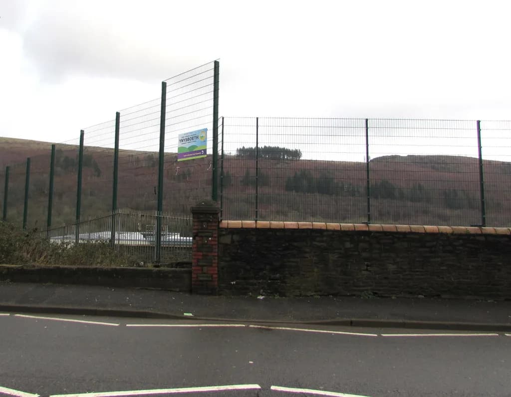 Ynysboeth Community Primary, Mountain Ash