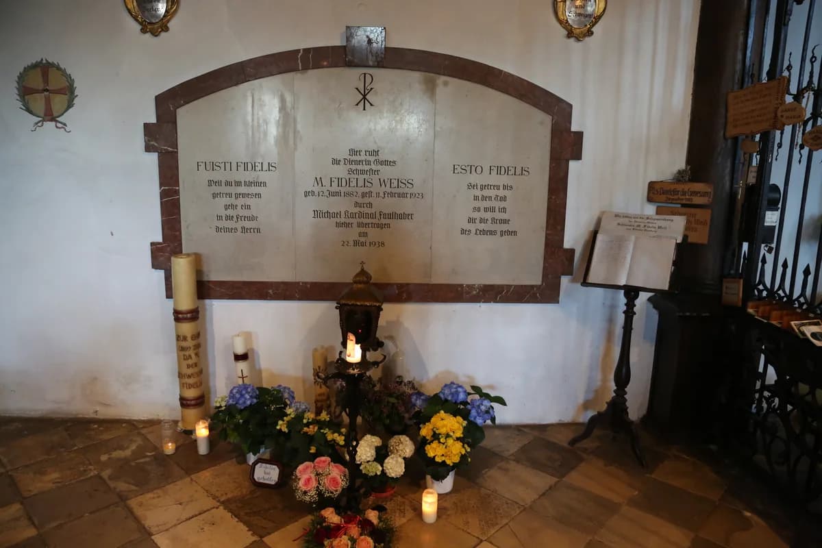 Maria Fidelis Catholic School FCJ, London