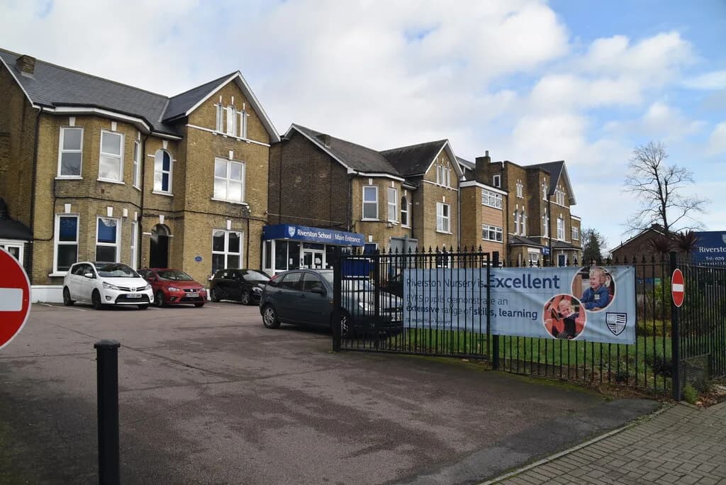 Riverston School, London