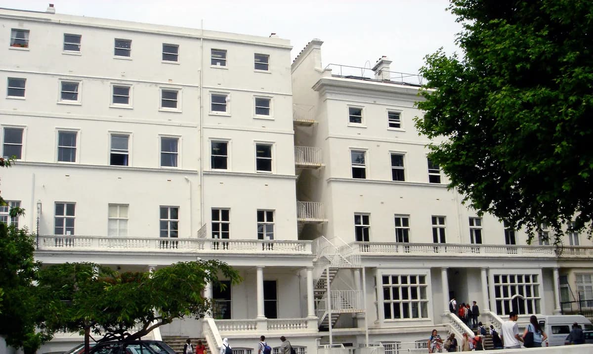 Lycee Francais Charles de Gaulle, London