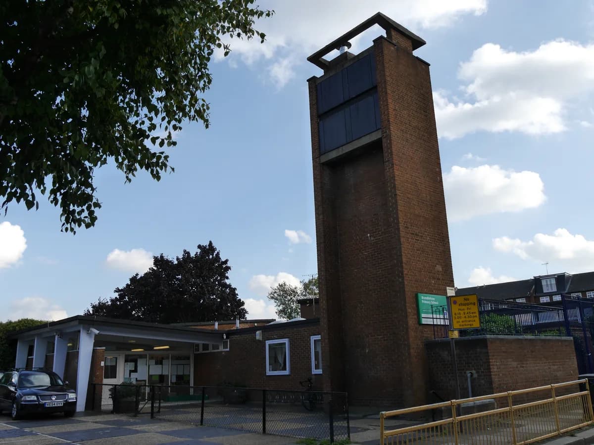 Brandlehow Primary School, London