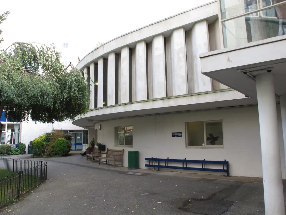 Hallfield Primary School, London