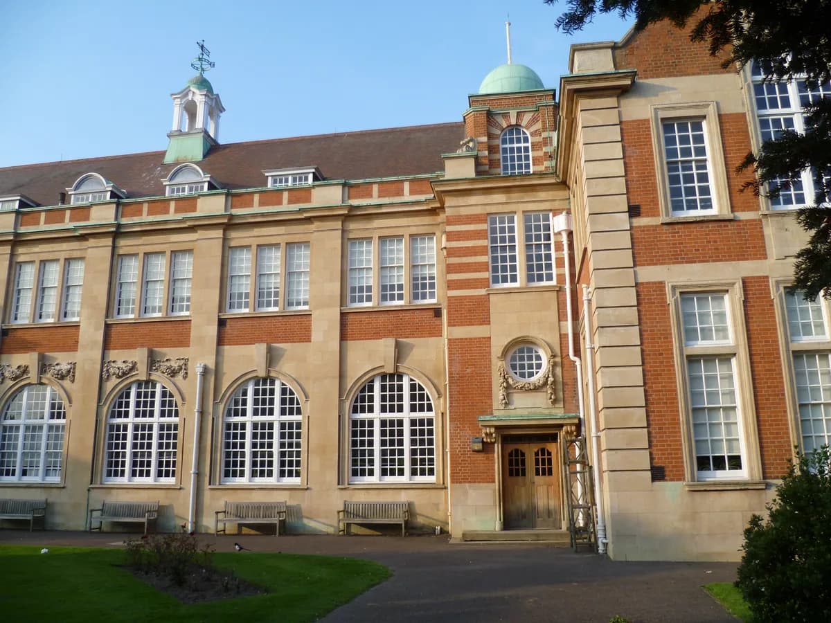 Enfield County School for Girls, Enfield