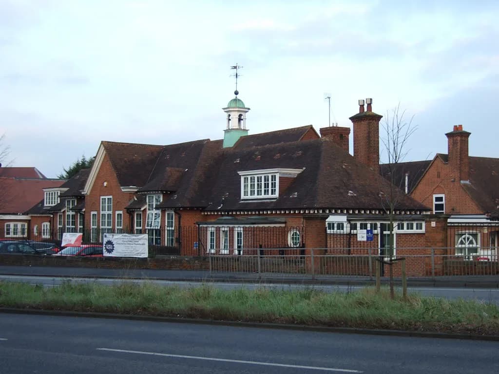 Morden Primary School, Morden