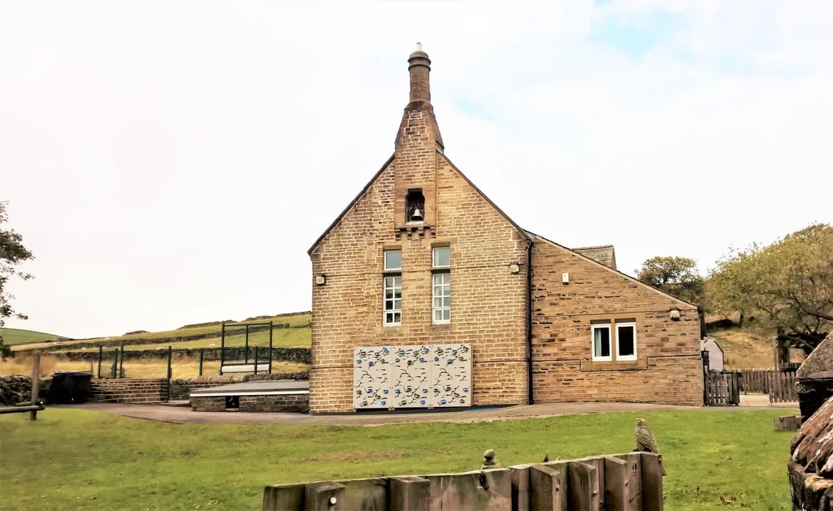 Holme Junior and Infant School, Holmfirth