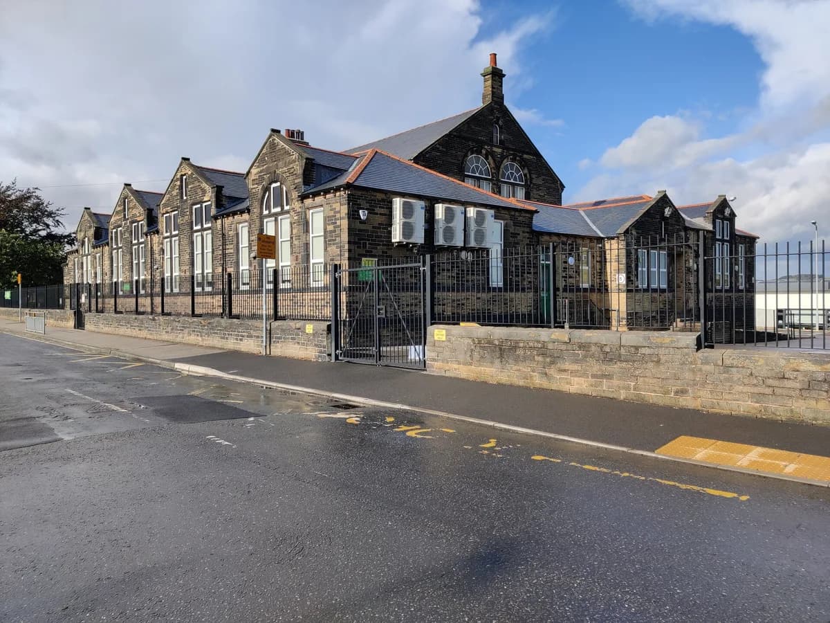 Farsley Springbank Primary School, Pudsey
