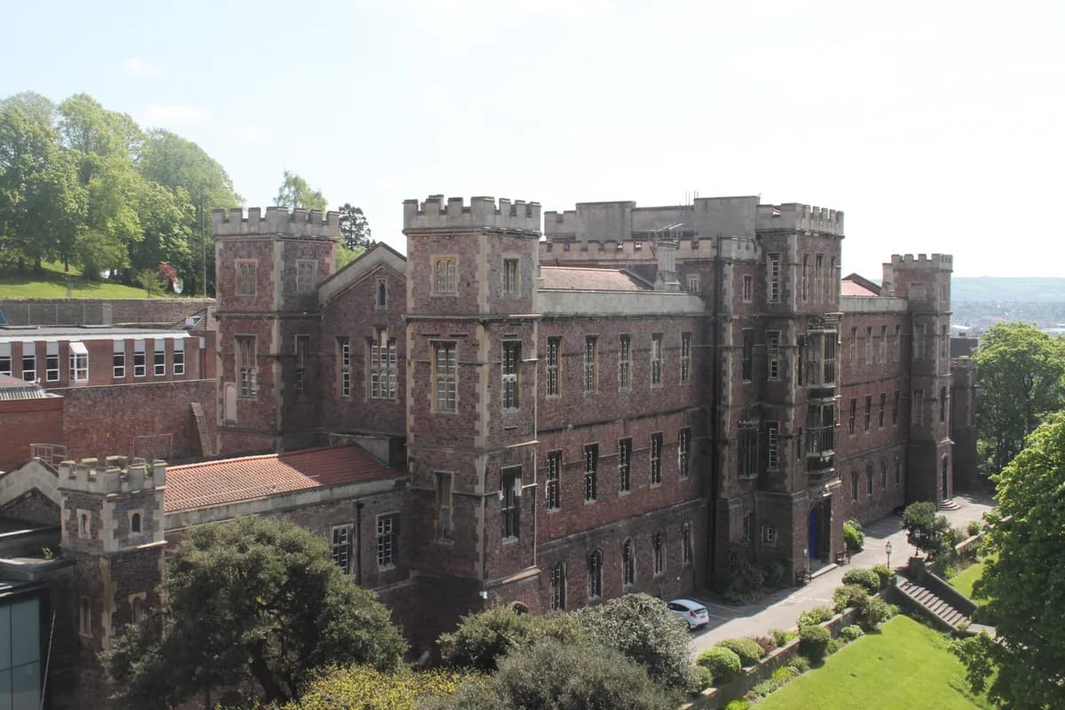 Queen Elizabeth's Hospital, Bristol