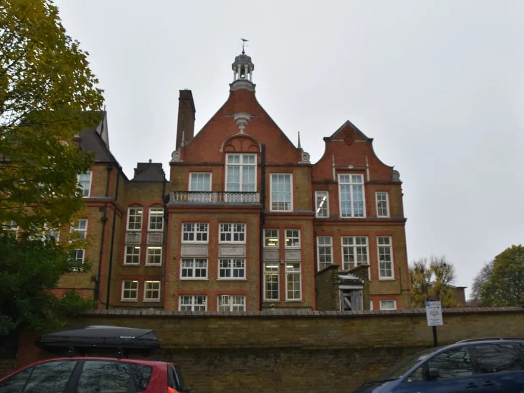 Gayhurst School, Gerrards Cross