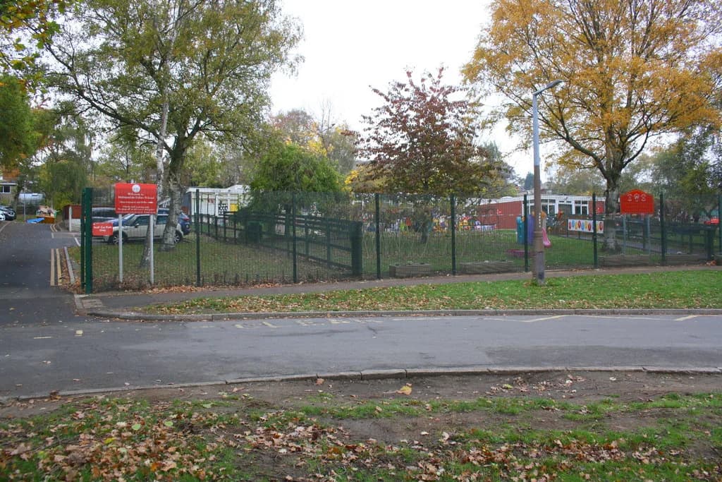 Holmesdale Infant School, Dronfield