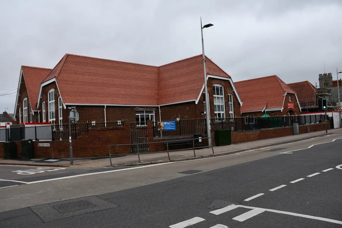 Exeter Road Community Primary School, Exmouth