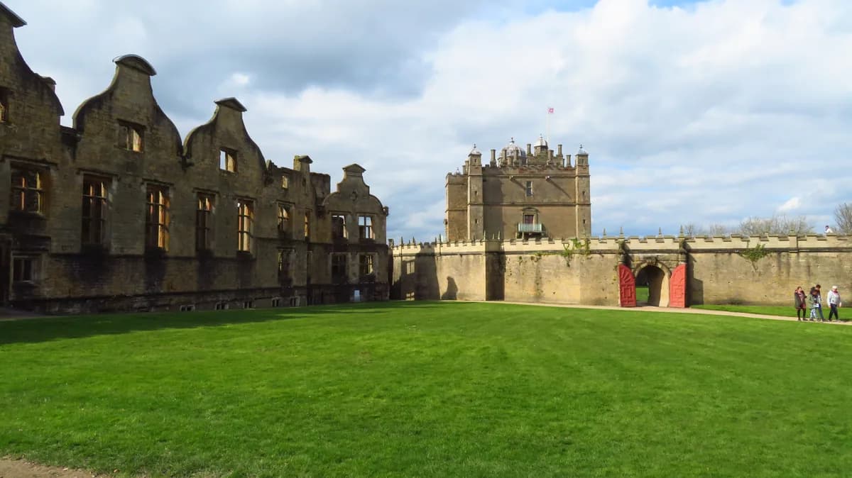 Castle Court School, Dorset