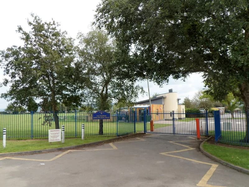 Cam Woodfield Infant School, Dursley
