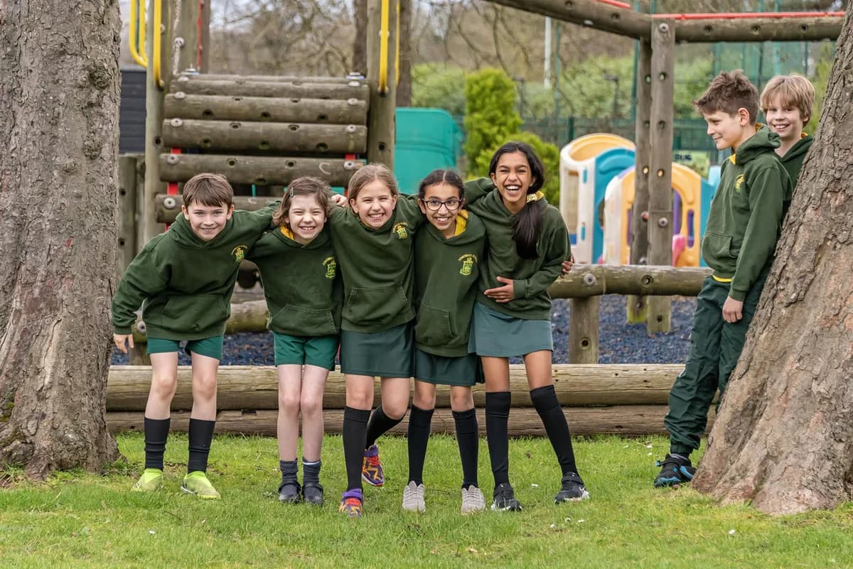 Longwood School, Bushey