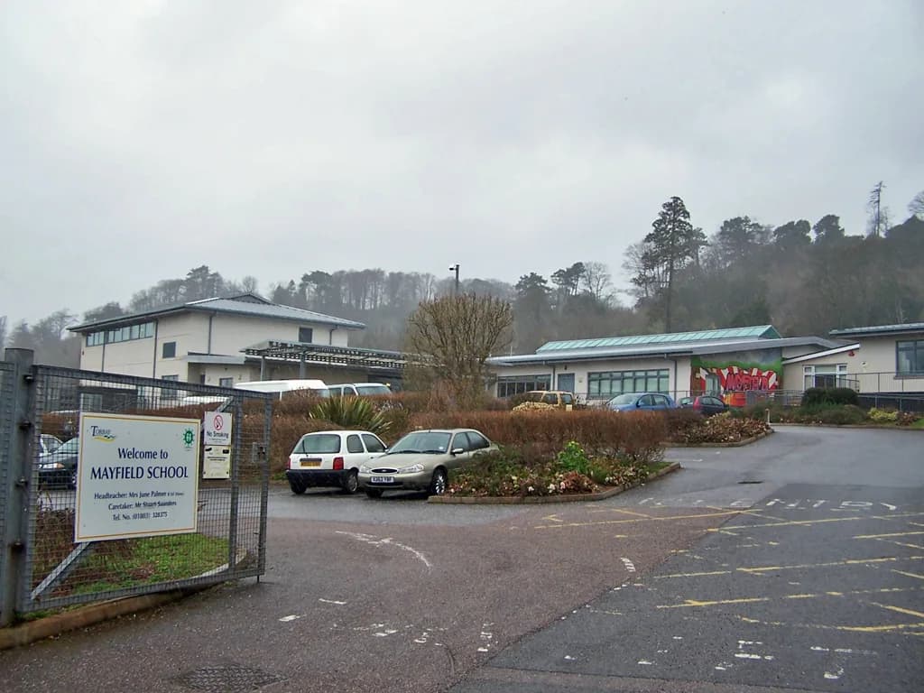 Mayfield School, Chorley
