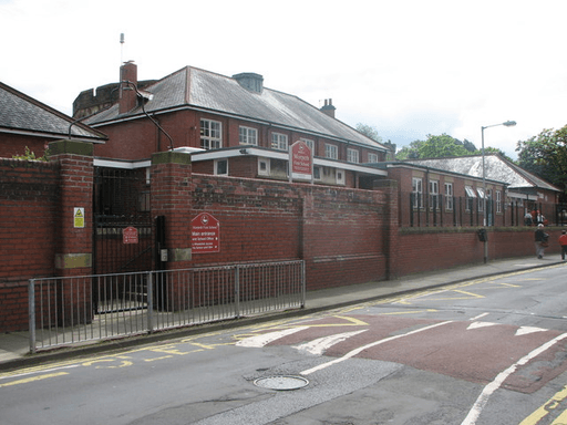 Morpeth First School logo