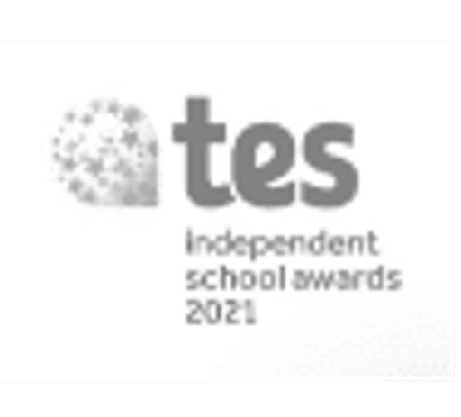 Moreton Hall School logo