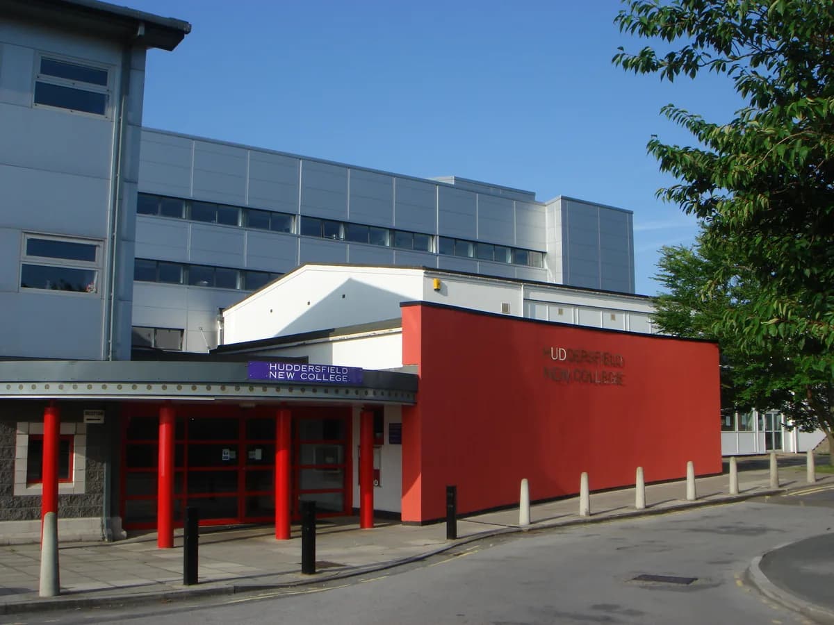 Huddersfield New College, Huddersfield