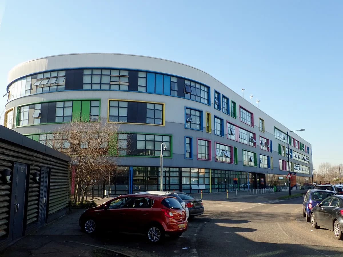 Oasis Academy Enfield, Enfield