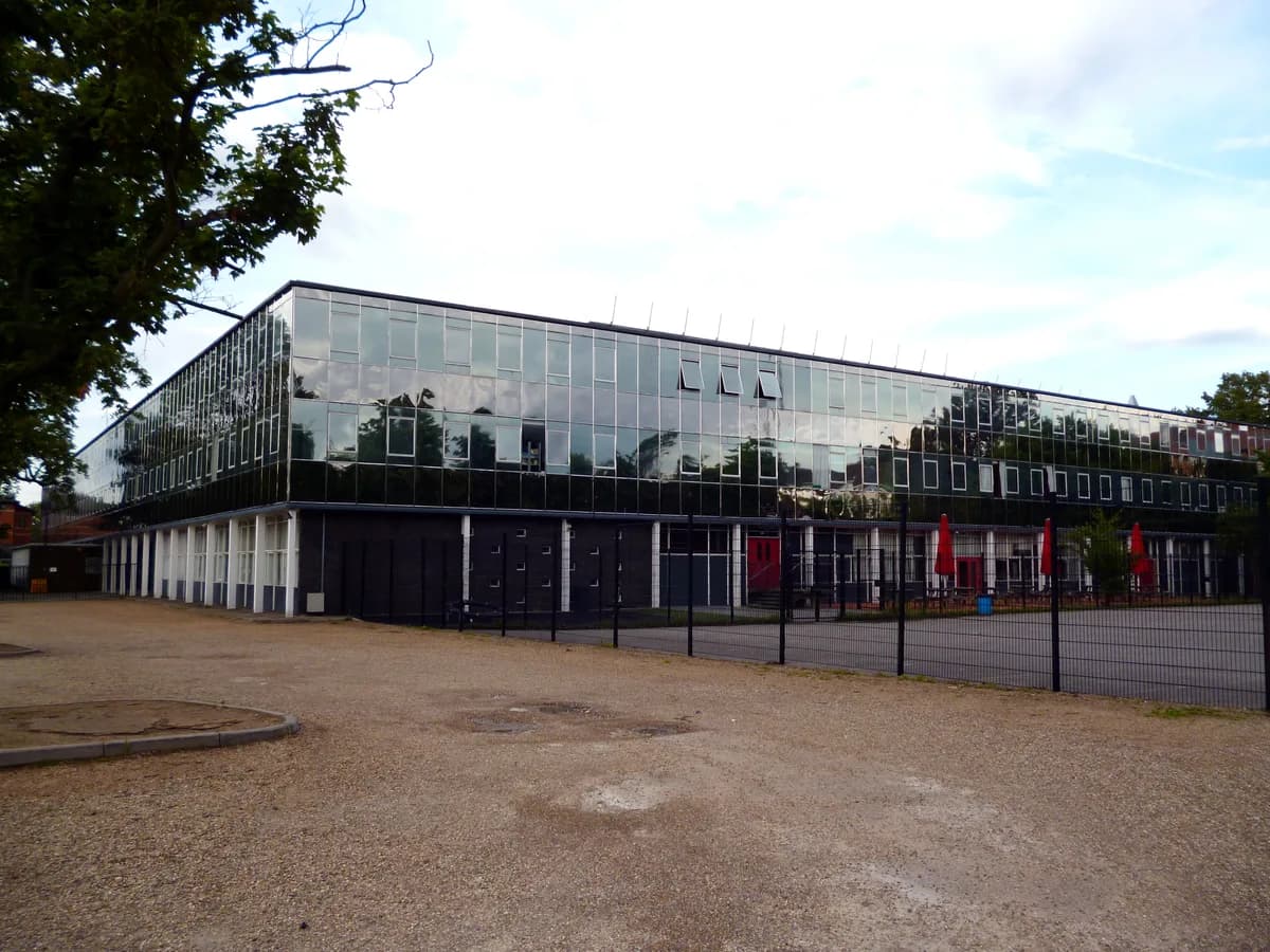 Kingsdale Foundation School, London