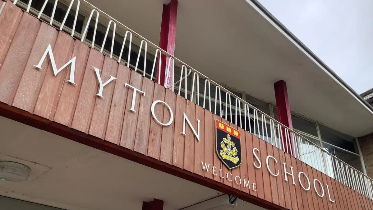 Myton School, Warwick