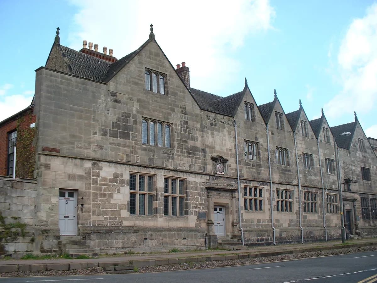 Queen Elizabeth's Grammar School, Ashbourne