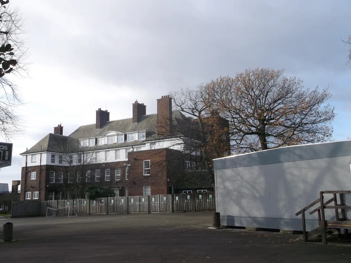 Graveney School, London