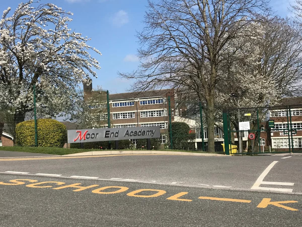 Moor End Academy, Huddersfield