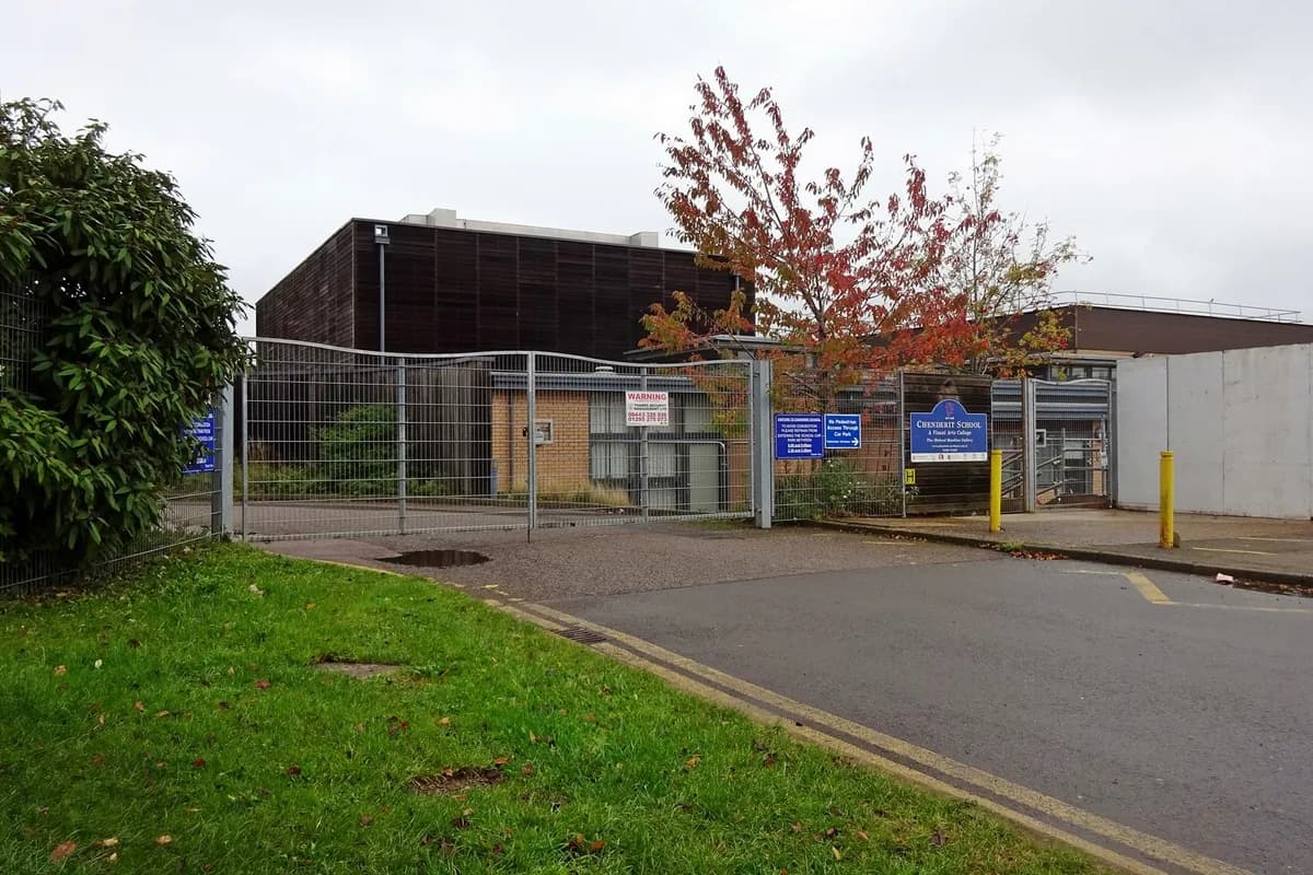 Chenderit School, Banbury