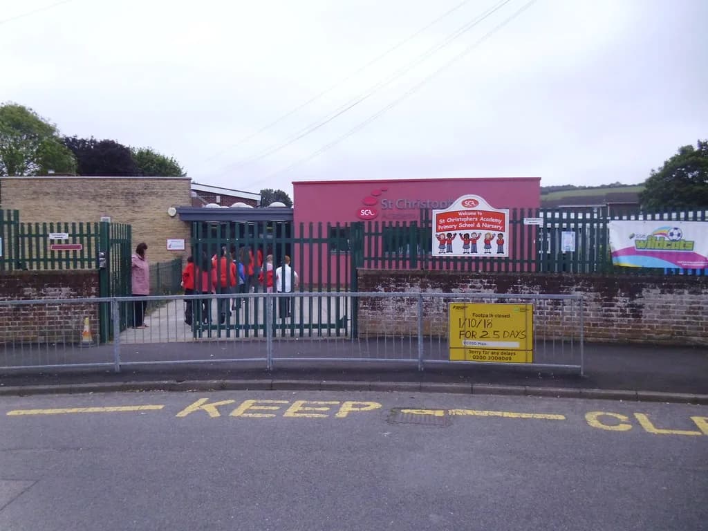 St Christophers Academy, Dunstable