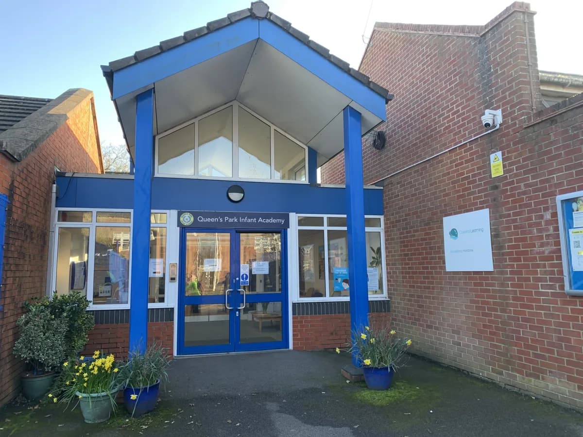 Queen's Park Infant Academy, Bournemouth