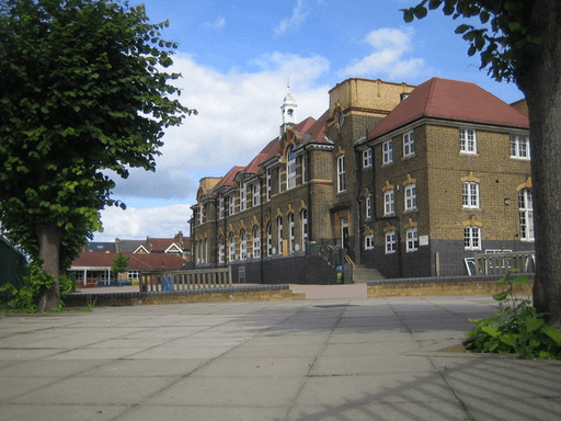 Highlands Primary School logo