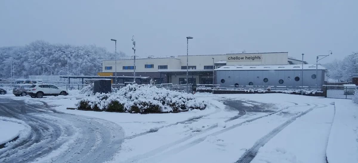 The Heights Primary School, Reading