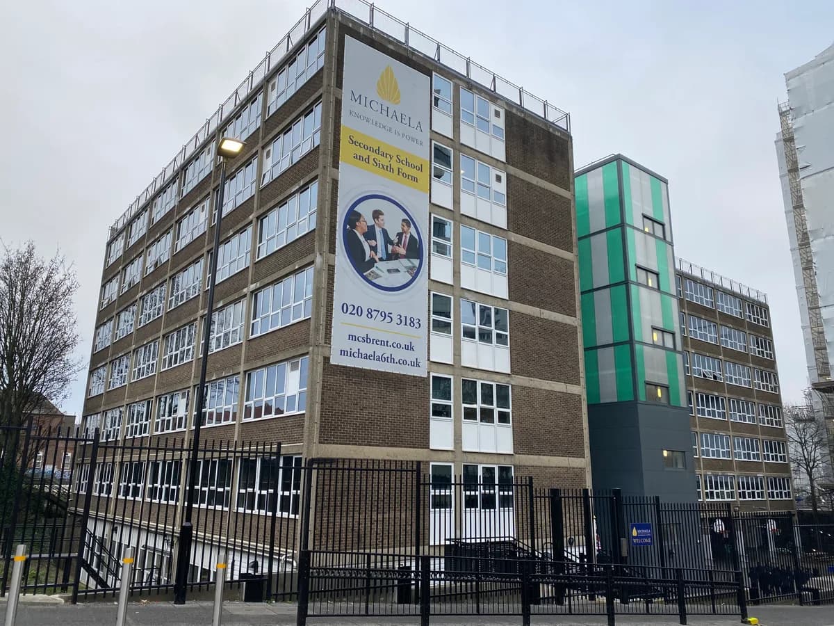 Michaela Community School, London