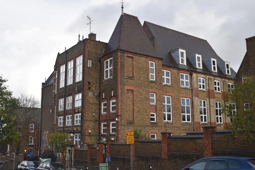 Halstow Primary School, London