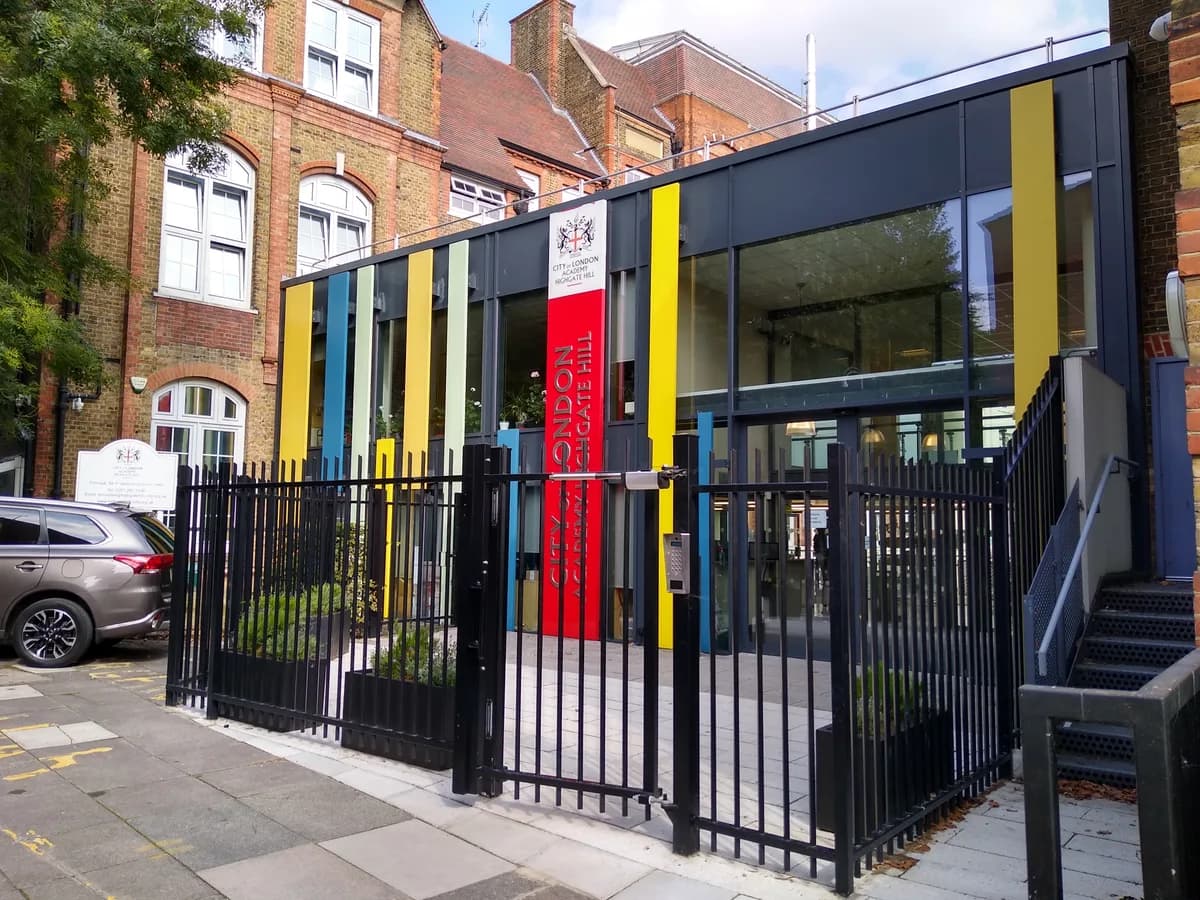 City of London Academy, Highgate Hill, London