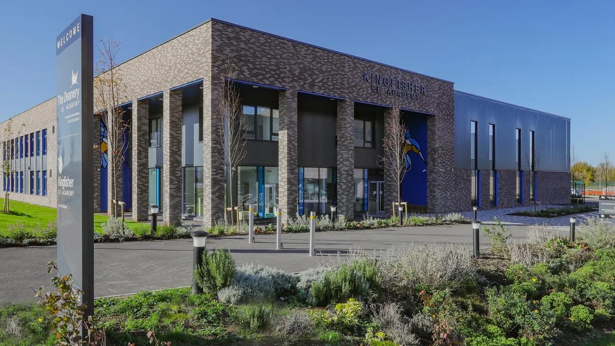 Kingfisher CE Academy, Swindon