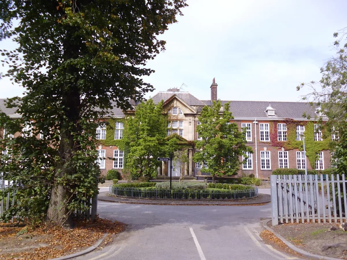 Newland School for Girls, Hull