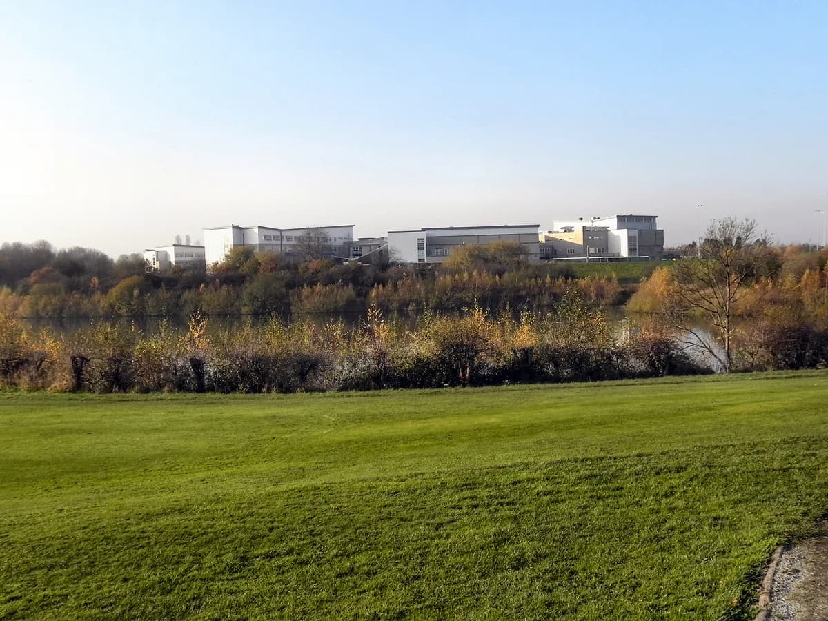Wright Robinson College, Manchester