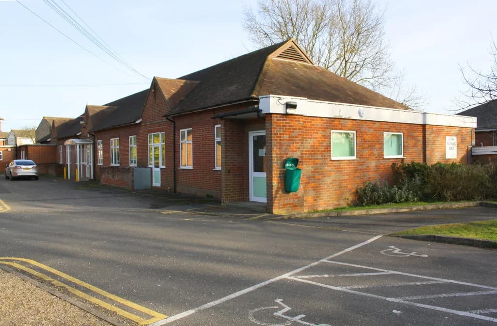 Holne Chase Primary School, Bletchley