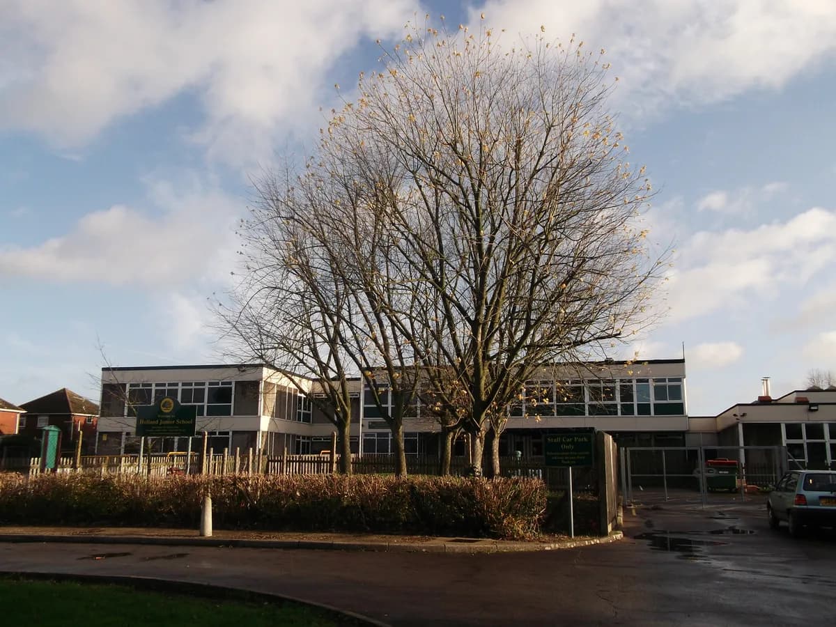 Holland Junior School, Oxted