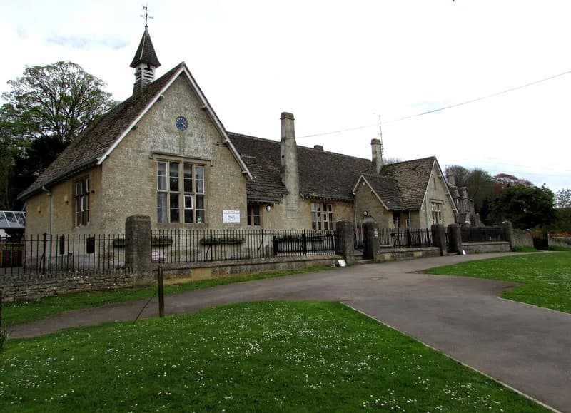 Amberley Parochial School, Stroud